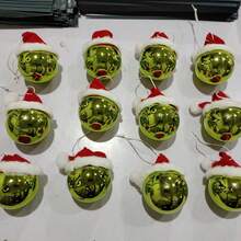 GRINCH 12 pièces Décorations suspendues avec imprimé visage de chat vert en peluche de 6-7 cm - Meilleur petit cadeau de Noël (style aléatoire)