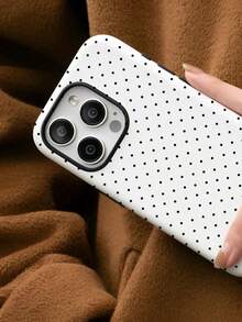 Capa de celular com design antiqueda dois em um, com bolinhas pretas e brancas, proteção para fotos, anti-impressão digital, proteção facial, moda, acessórios duráveis personalizados para usuários de celular estilosos, compatível com iPhone 16Pro/16ProMax/15Pro/15ProMax