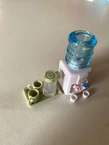 1 件 1:12 娃娃屋微型饮水机、微型食物游戏场景模型、微型逼真 DIY 微型模型场景、微型逼真水壶套装、桌面微型饮水机、微型厨房微型食物游戏模型、娃娃屋配件微型逼真饮水机、过家家玩具微型饮水机摄影道具、微型景观装饰 - 彩色 - 查看 6