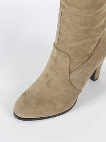 Bốt cao đến đầu gối, gót dày, co giãn, có khóa kéo bên hông, kiểu dáng thu/đông mới 2024 dành cho nữ - Màu Khaki - Xem 9