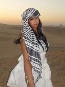 1 Stück Wüsten-Karomuster Schal, klassisches, modisches Abaya-Accessoire, unisex arabischer Outdoor-Sonnenschutz- und Winddichter Quasten-Schal, geeignet für den täglichen und Outdoor-Gebrauch - Schwarz und Weiss - Übersicht 2