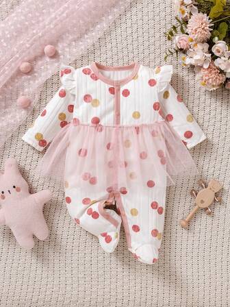 1件新生女宝宝可爱波点印花长袖连体衣，带网纱荷叶边设计，适合日常穿着或拍照