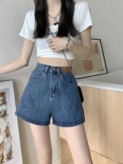 女式牛仔短裤，韩版时尚风格，纽扣设计，褪色水洗，A字宽腿，修身，夏季