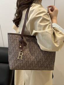 Large Capacity Letter Print Tote Bag, Quilted Shoulder Bag For Women, Commuting - Coffee - View 2