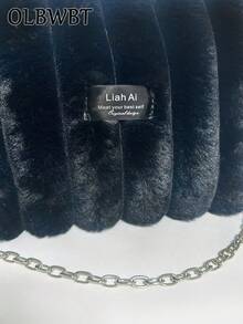 Batik-Plüsch-Umhängetasche, eine luxuriöse Damen-Plüsch-Umhängetasche im quadratischen Design, die charmant, elegant und modisch ist. Sie eignet sich für den täglichen Gebrauch von Frauen, für Veranstaltungen, Hochzeiten, Tanzveranstaltungen, Abendessen/Bankette und kann zu Kleidern, Abendgarderobe, Urlaubskleidern, Geburtstagskostümen, Lässig kleidern und Yogakleidern getragen werden.