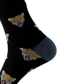 1 Pair Unisex Fashionable Leopard Print Black Background Mid-Calf Socks, Suitable For All Seasons, The Perfect Choice For Men And An Ideal Gift For Male/Female Friends, Parents, Grandparents, Great For Shopping, Hiking, Sports, Travel - Multicolor - View 4