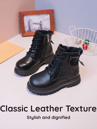 1 Pair Kids' New Black Flat Boots, Toddler Riding Boots, Punk Style Embossed Craftsmanship Side Zipper Design, Suitable For 2-15 Years Old Children, Versatile For Outings And Gatherings All Year Round