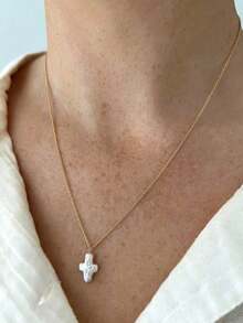 1pc Western Vintage French Style Minimalist Fashionable Luxurious Elegant High-End Natural Freshwater Pearl Cross Titanium Steel Necklace, Gold Jewelry For Women, Suitable For Daily, Date, Party, Evening, Vacation, Gift For Family, Friends, Mother, Wife, Couple, Friendship, Love, Christmas, Exquisite Packaging