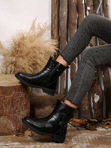 Fall/Winter Plus Size Women's Leather Round Toe Side Zipper Buckle Strap Chunky Heel Boots - Matte Black - View 5