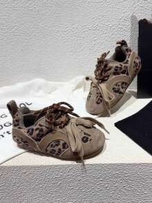 6-18 Years Old Unisex Kids Casual Sports Shoes, Waterproof Leather Upper, Breathable, Fashion Leopard Print, Non-Slip , Suitable For Outdoor Running, Hiking, Training For Boys And Girls, Retro Classic Brown Soft Bottom Comfortable Lightweight Casual Shoes For School, Travel, Vacation