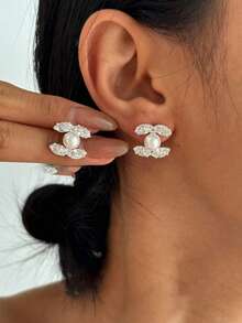 1 对银色优雅可爱 18K 镀金双 C 形环状耳环，适合日常佩戴和聚会 - 金色 - 查看 12