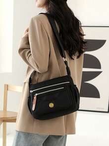 1个女士多层单肩包，大容量防水尼龙斜挎包，适合女士休闲手机包，可用于购物、携带钱包、休闲旅行，适合年轻女性、大学生、新婚夫妇、上班族女性等。非常适合办公室、学校、工作、商务、通勤、户外活动、旅行和外出等场合。 - 彩色 - 查看 8