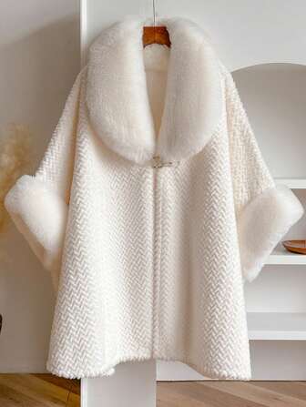 一件简约高端纯色格子仿貂毛领披肩斗篷，女士时尚百搭加厚保暖开衫外套，优雅柔软的绒毛斗篷，适合日常穿着，秋冬季可搭配连衣裙