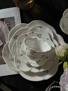 1 pieza Juego de taza y platillo de café de cerámica con flores y rosas estilo coreano Ins, taza de latte con estilo romántico francés para el té de la tarde, plato ondulado con flores estilo campo, plato Ins para aperitivos, plato para pastel y postre, vajilla de restaurante, adecuado para reuniones en el jardín y todas las estaciones