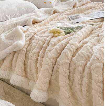 1pc Solid Color Blanket, Medium Thickness, Soft & Comfortable Warm, Suitable For Home Decor, Can Be Used On Bed, Sofa, Office, Room, Dorm, Machine Washable
