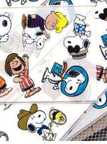 SNOOPY 1 artículo (que incluye 10 publicaciones) de dibujos animados japoneses, europeos y estadounidenses con el personaje SNOOPY. Pegatinas de PVC impermeables de Snoopy para el coche, estilo aleatorio, que se pueden regalar a familiares y amigos.