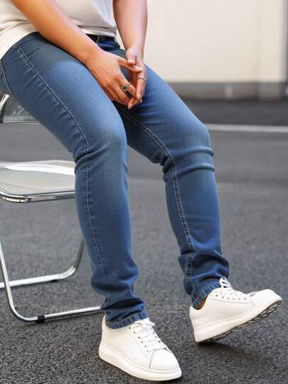 CHB CHILI BEANS CLOTHING Jeans de mezclilla para hombre corte skinny moderno con diseño desgarrado estilo urbano juvenil cómodo y resistente ideal para uso diario salidas casuales eventos sociales o looks relajados confeccionado en denim flexible de alta calidad prenda básica esencial para quienes buscan frescura actitud y moda en cada outfit  Casual-Básico  Estilo universitario informal    Todo  ajustado  Bolsillo  Desgarro  Cremallera      Jeans para hombre