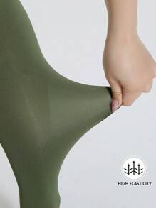 1/2 Pair Plus Size Sheer Pantyhose For Women, Cozy - Green - View 3