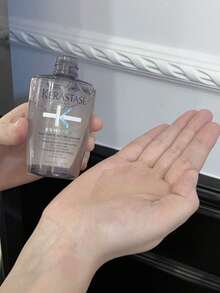 Kérastase KERASTASE[Mini] SYMBIOSE BAIN PURETE ANTI-PELLICULAIRE 洗发水 80ml / 保湿去屑无硫酸盐洗发水，适用于易生头屑的头发和头皮。清洁并滋润头皮和头发 | 适用于易生头屑的头皮 | 无硫酸盐 | 蕴含吡啶硫酮锌 - 80ml - 查看 7