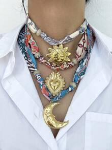 1pc Bohemian Style Fashionable Luxurious Elegant Exquisite Titanium Steel Heart & Sun Moon Print Necklace, Suitable For Women, Sisters And Couples, Ideal For Valentine's Day, Casual Dates, Parties, Holidays, Gifts And Vacations - Colorful - View 1