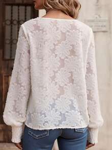 Blusa de encaje blanca con cuello en V, mangas abullonadas y puños con volantes para mujer talla grande, adecuada para uso diario, cumpleaños, fiestas y vacaciones