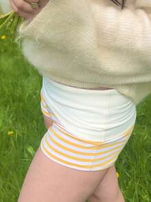Womens Fold Over Micro Shorts Elastic Low Rise Striped Lounge Sleepwear Cute Mini Y2k Knit Pajama Bottoms - 淡黃色 - 查看 1