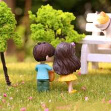 2pcs/Set Mini Boy Girl Guitar Sweet Lovers Couple Figurines Craft Fairy Dolls Valentine's Day Wedding Accessories Home Decor