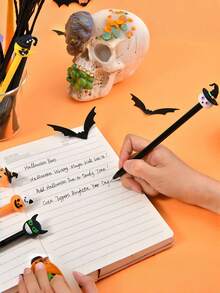 30支/15支/4支卡通中性笔万圣节礼物学生学校奖品书写工具水性笔可爱造型签名笔(款式随机) - 黑色 - 查看 6