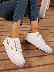 Personalized Heart Sports Shoes, Glitter Font Customized Name, Birthday Gift, Anniversary Gift, Classmate Gift, Family Gift, Bridesmaid Gift, Bride Gift, Holiday Gift, Couple Casual Shoes