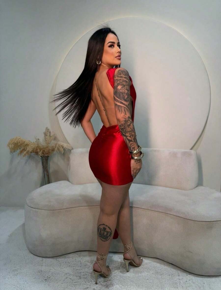 Vestido Feminino Curto Assimétrico com Fivela de Flor Cruzado Elegante Balada Noite Festa Final de Ano Natal Ano Novo