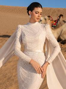 Faeriesty Langärmeliges Abendkleid mit Stehkragen, fließendem Cape und Fischschwanzsaum - geeignet für Galas, rote Teppiche, Hochzeiten, formelle Abendessen und andere formelle Anlässe - Champagnerfarben - Übersicht 7