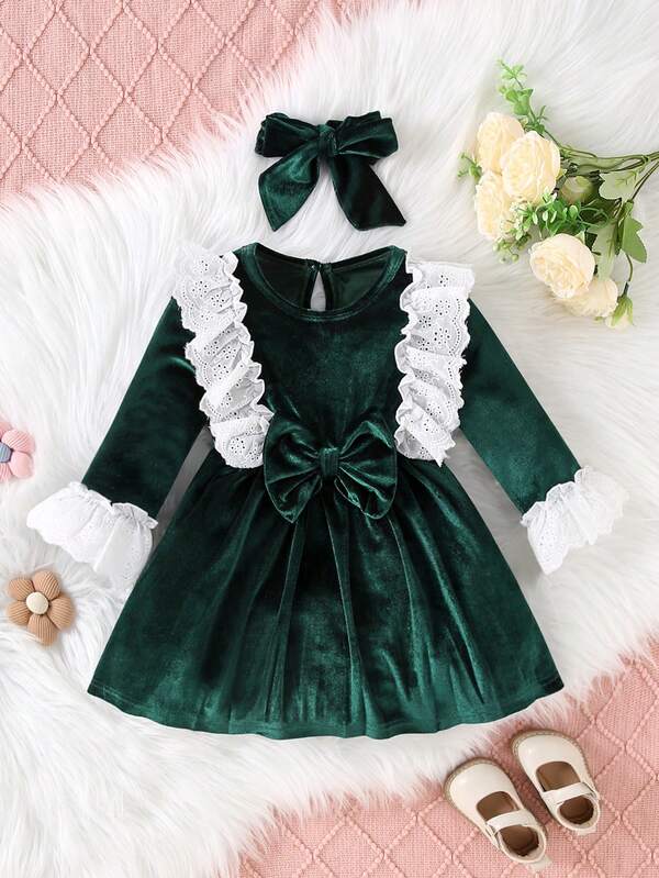 Fulfill Princess Dream! Baby Girl Velvet Dress In Emerald Green, With Lace Flared Sleeves & Big Bow Design, Matching Velvet Hair Accessory, Elegant & Chic For Birthday, Party, Holiday