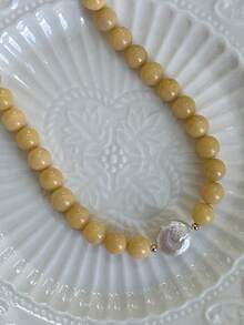 Naszyjnik z naturalnego piaskowca i żółtego jadeitu z wisiorkiem z prawdziwej perły, naszyjnik z jadeitu, naszyjnik z żółtego kamienia do noszenia na co dzień, biżuteria z kamieni szlachetnych - Żółty - Zobacz 4