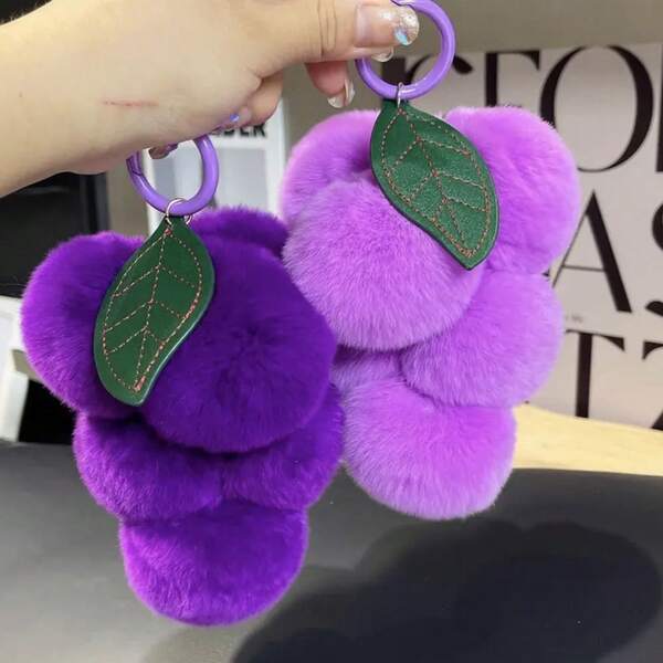 1pc Cute Car Key Chain, Ins Style Grape Car Accessories For Women, Lanyard Otter Rabbit Plush Ball Keychain For Car Keys, Bag Accessories, Car Interior Accessories Halloween