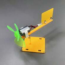 Este modelo de aerogenerador de 360 grados es una excelente herramienta didáctica para demostrar la generación de energía eólica. También se puede utilizar para diversos proyectos tecnológicos a pequeña escala y para la construcción de maquetas, fomentando la capacidad práctica de los niños. - Multicolor - Ver 6