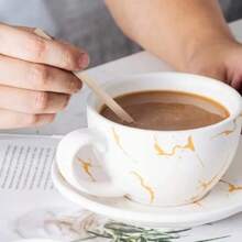 一次性木制咖啡搅拌棒，木制咖啡搅拌器，餐厅酒吧搅拌棒，木制咖啡搅拌棒，高品质一次性饮料搅拌棒，适用于咖啡，茶和鸡尾酒，天然卡其色，家庭或咖啡馆环境的理想选择，咖啡馆配件，自然外观，材料