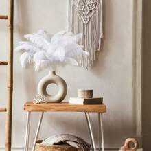 10-100 pièces en option ! Environ 30-35 cm (11,8-13,8 pouces) Plumes d'autruche artificielles blanches, essentielles pour les vases de mariage et la décoration de la maison, parfaites pour l'ambiance de Noël, Halloween et Pâques, également idéales pour les coiffes, l'éclairage et les ornements de vêtements