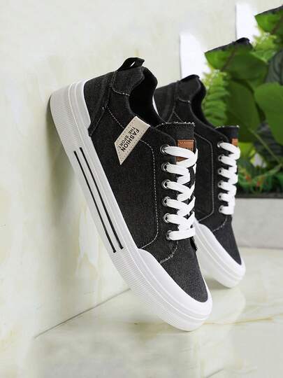 1 Pair Solid Color Retro Streetwear Lace-Up Men Sports Skateboard Shoes, Outdoor Casual Fashion Sneakers For Holiday, All Season