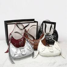 Fashionable And Stylish Shoulder Bag, Armpit Bag, Large Capacity, Work Commuter Bag, Retro Banquet Bag - 黑色 - 查看 8