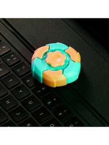 ABS Material Highly Finger Spinner, New Version Finger Toy, Explosion-Proof Magnetic Finger Tip Stress Relief Nostalgic Gift, Interesting Halloween & Christmas Gift, Novelty Birthday Gift, Family Gathering Entertainment, Game Gift, Friends Party Game Gift - Multicolor - View 10
