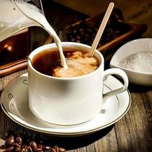 一次性木制咖啡搅拌棒，木制咖啡搅拌器，餐厅酒吧搅拌棒，木制咖啡搅拌棒，高品质一次性饮料搅拌棒，适用于咖啡，茶和鸡尾酒，天然卡其色，家庭或咖啡馆环境的理想选择，咖啡馆配件，自然外观，材料