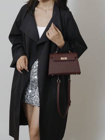 New Glossy Crocodile Pattern Women's Handbag, Large Capacity, Fashion & Elegant, Comes With Stylish Scarf, Can Be Worn As Shoulder Bag, Black