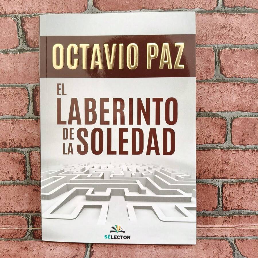 El laberinto de la soledad. Autor Octavio Paz, ensayo literario clásico mexicano, reflexión social y cultural, lectura profunda y recomendada - Libro único - Ver 1