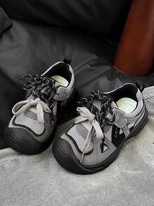 8-18 Years Old Unisex Khaki Retro Classic Sports Casual Shoes, Suitable For All Seasons, Lightweight Leather Upper, Breathable, Suitable For Daily Life, Autumn/Winter; Outdoor Running, Hiking, Training, Non-Slip, Wear-Resistant, Comfortable Children's Running Shoes, Suitable For Campus, Students, Outdoor Travel, Vacation, Fashionable And Luxurious Gray Children Sports Leisure Shoes