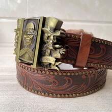 This Light Brown Western Cowboy Belt Features Embossed Rivets And A Detachable Antique Bronze Lighter Buckle. It's The Perfect Gift For Family And Friends. - hộp sọ - Xem 2