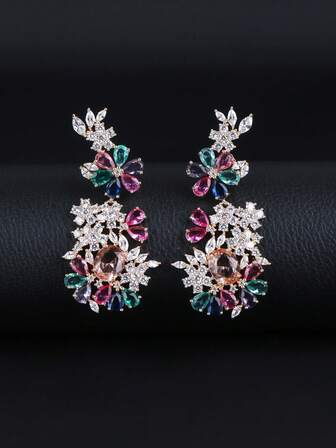 1 par lyxiga smycken i stil med långa hängande örhängen i blommig kubisk zirkonia för kvinnor, moderiktiga hängande örhängen som matchar aftonklänningar, födelsedags-/högtidspresent