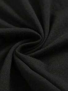été haut femme t chemise à col rond imprimé lettres style dessin animé, design simple, T-confortable shirt de remise de diplômes 2026, vêtements de rentrée scolaire et respirant, idéal pour les loisirs au quotidien et polyvalent, pour un style naturel et élégant. Un incontournable pour les fêtes d'été. Livraison locale. - Noir - Voir 5