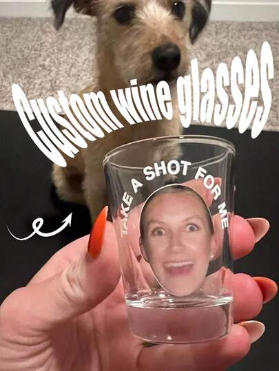 SPERSONALIZOWANY kieliszek do zdjęć, kieliszek do zdjęć ze zdjęciem, kieliszek do zdjęć ze zdjęciem, spersonalizowany kieliszek do zdjęć, spersonalizowane kieliszki urodzinowe, spersonalizowany kieliszek do zdjęć, spersonalizowany kieliszek do zdjęć, wielofunkcyjny, zabawne kieliszki na wieczór panieński, upominek na imprezę, twarz pana młodego dla panny młodej, wycieczka dla dziewczyn, prezent na wieczór kawalerski, ciepła atmosfera, jesienne odświeżenie domu