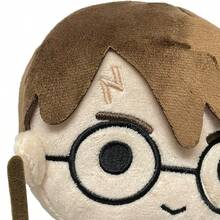 Miniso 20cm Harry Potter Doll Flocked Hair Texture + Wand-Holding Design, Eye-Catching For Desktop Scene Setup & Movie Peripheral Display(1PC)
