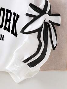 Bộ áo nỉ cổ tròn in chữ và quần legging cho bé gái tuổi mới lớn - trắng - Xem 3